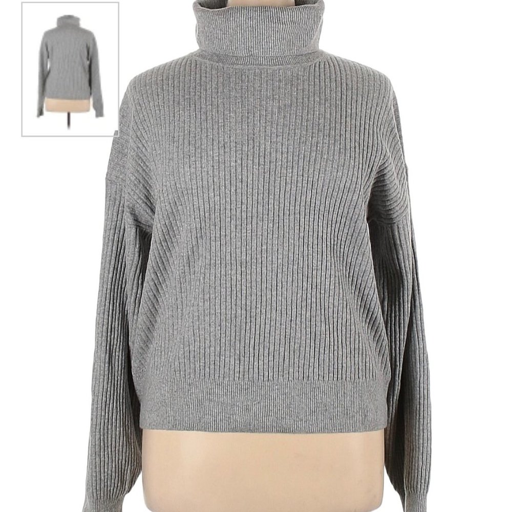 Gap Gray Turtleneck Sweater